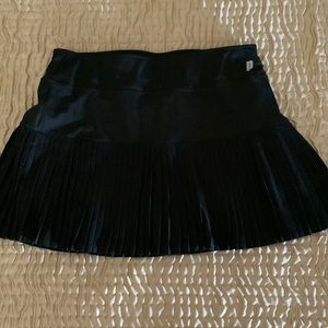 Prince M tennis pickleball black pleated skirt perfect!